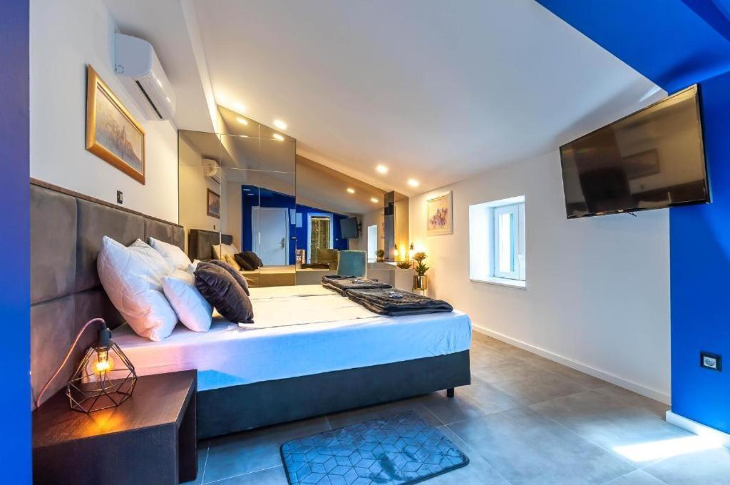 X Boutique Marinac Studio Apartments & Rooms Sibenik Luaran gambar